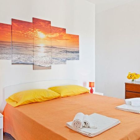 Focallo Seaside Holiday Flat Santa Maria Del Focallo Extérieur photo