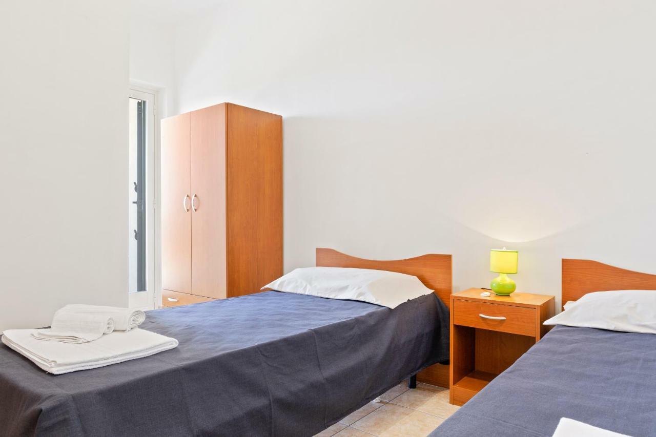 Focallo Seaside Holiday Flat Santa Maria Del Focallo Extérieur photo