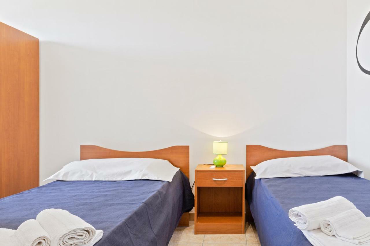 Focallo Seaside Holiday Flat Santa Maria Del Focallo Extérieur photo