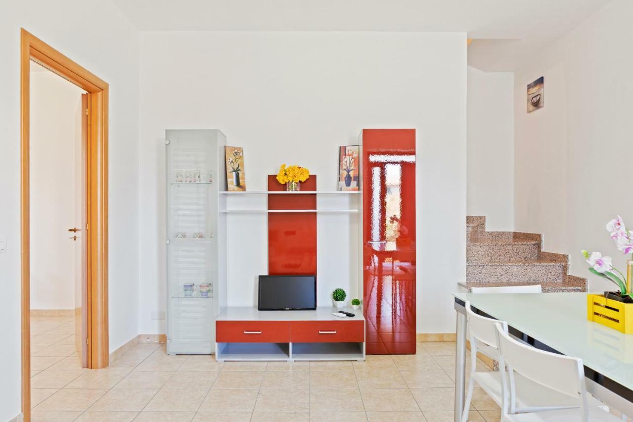 Focallo Seaside Holiday Flat Santa Maria Del Focallo Extérieur photo